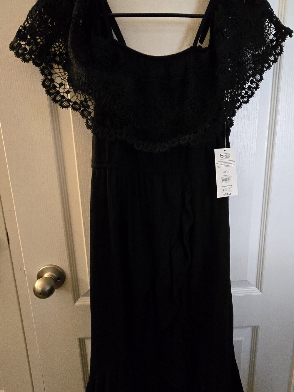Black Crochet Off-Shoulder Maxi Dress (With Straps) Size Large